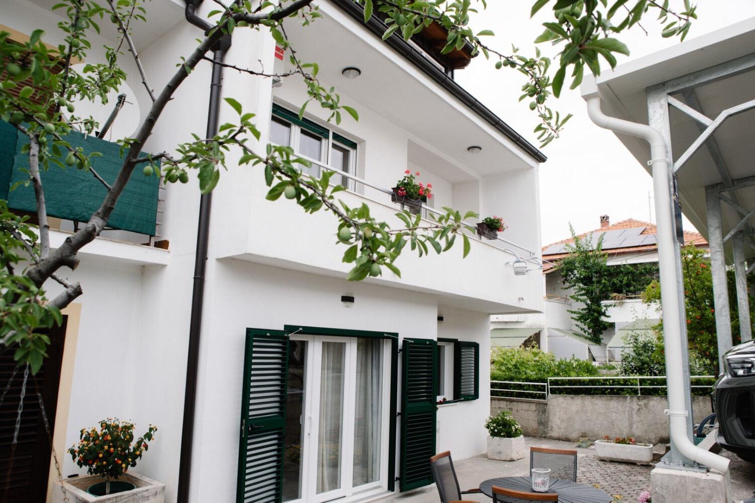 Apartments Petri - Close To The Sea Tisno Dış mekan fotoğraf